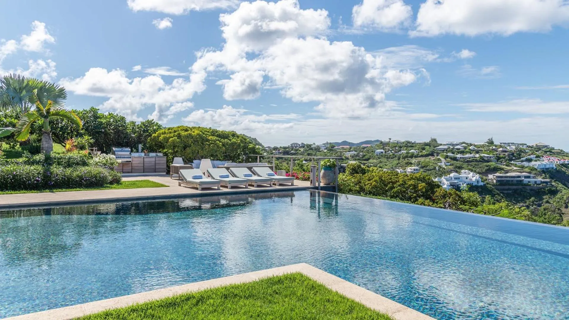 Bright Villa With Contemporary Style St. Barthelemy